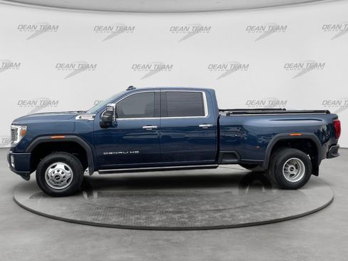 Used 2022 GMC Sierra 3500 Denali w/ Denali Ultimate Package AWD/4WD image 4