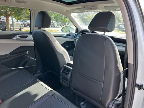 New 2026 Volkswagen Taos SE image 47