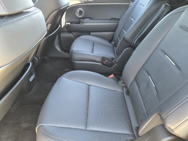Certified 2026 Hyundai Palisade Calligraphy AWD/4WD image 18