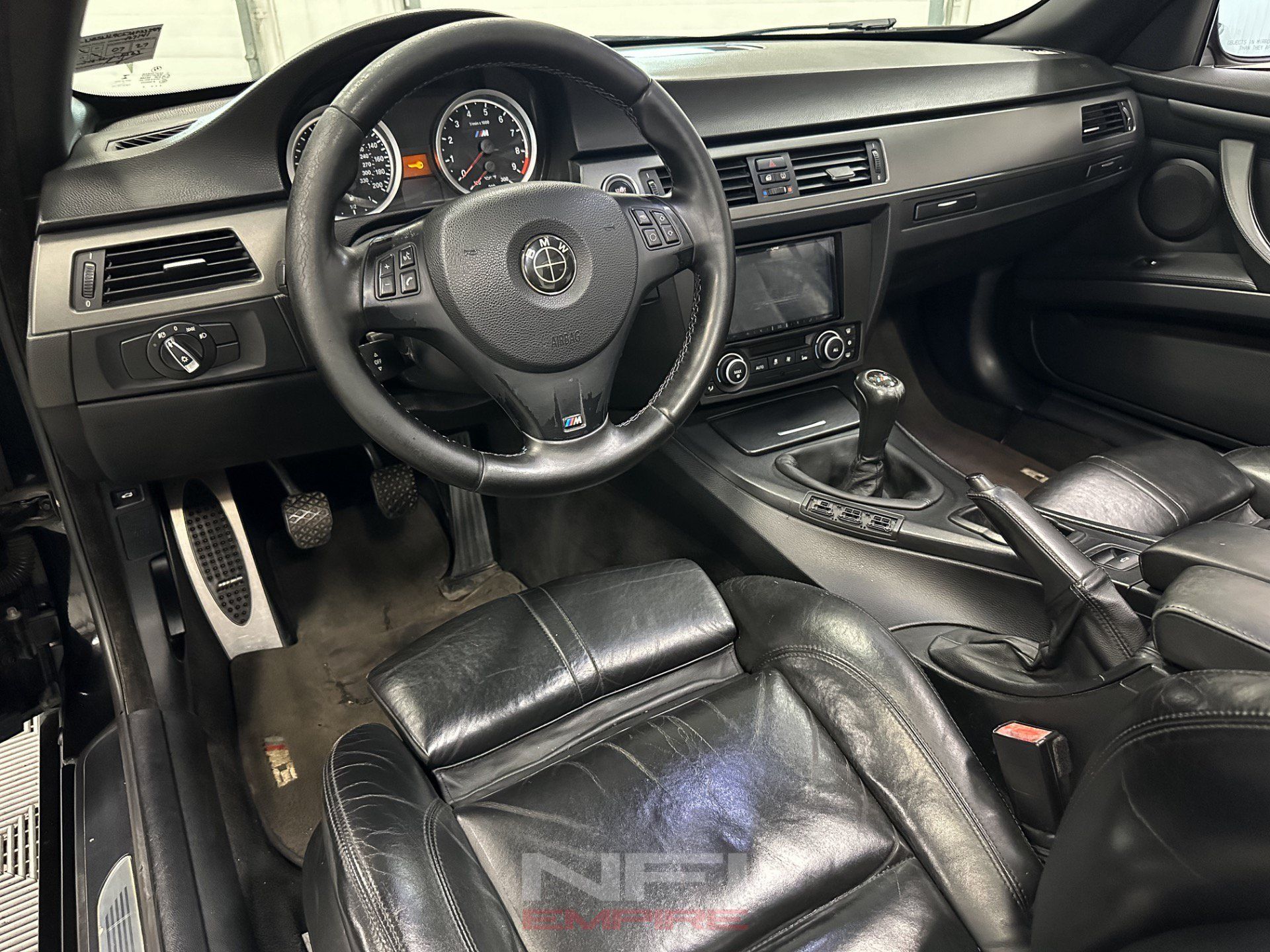 Used 2010 BMW M3 Convertible RWD image 32