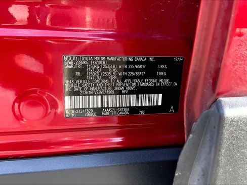 Used 2025 Toyota RAV4 LE FWD image 36