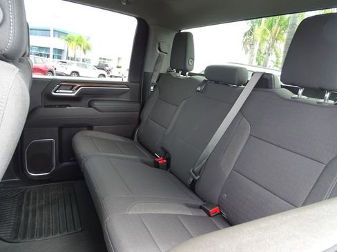 Certified 2025 Chevrolet Silverado 2500 LT w/ Convenience Package image 9