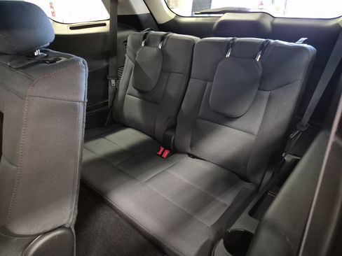 Used 2025 Ford Explorer Active RWD image 16