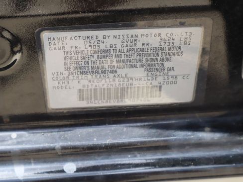 Used 2024 Nissan Versa SV FWD image 27
