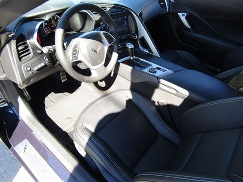 Used 2014 Chevrolet Corvette Stingray Convertible w/ 3LT Preferred Equipment Group image 10