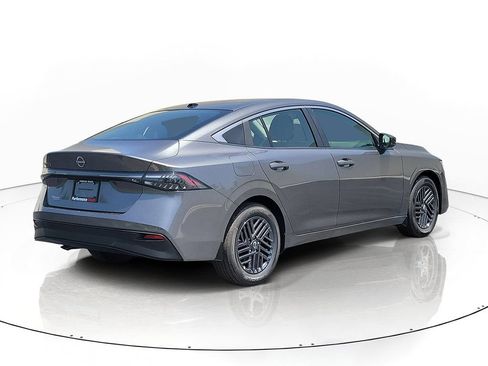 New 2026 Nissan Sentra SV w/ SV Convenience Package FWD image 3