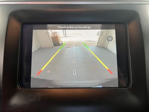 Used 2020 Jeep Cherokee Latitude AWD/4WD image 21