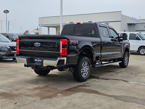 Used 2023 Ford F250 Lariat w/ FX4 Off-Road Package AWD/4WD image 3