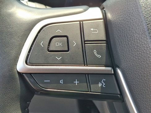 Used 2023 Toyota Highlander Platinum AWD/4WD image 22