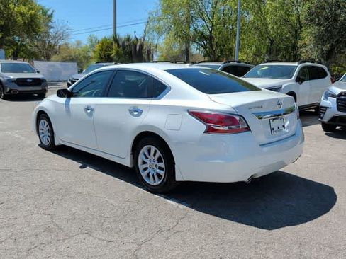 Used 2015 Nissan Altima 2.5 S w/ Power Driver Seat Package image 4