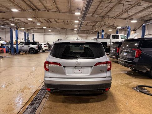 Used 2021 Honda Pilot Special Edition image 3