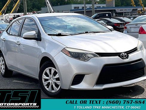 Used 2016 Toyota Corolla L FWD image 2