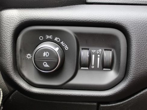 New 2026 RAM 2500 Laramie w/ Night Edition AWD/4WD image 17