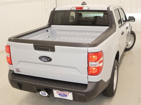 New 2025 Ford Maverick XL image 28