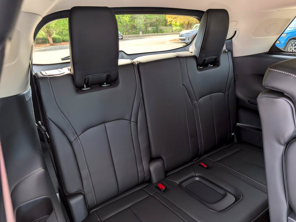 Used 2026 INFINITI QX60 Luxe FWD image 22