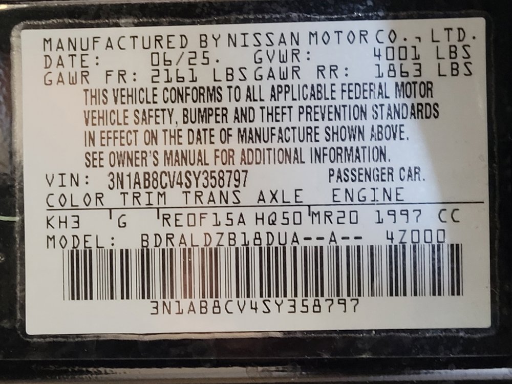 Used 2025 Nissan Sentra SV FWD image 33