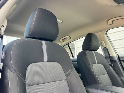 Used 2025 Nissan Sentra SV image 17