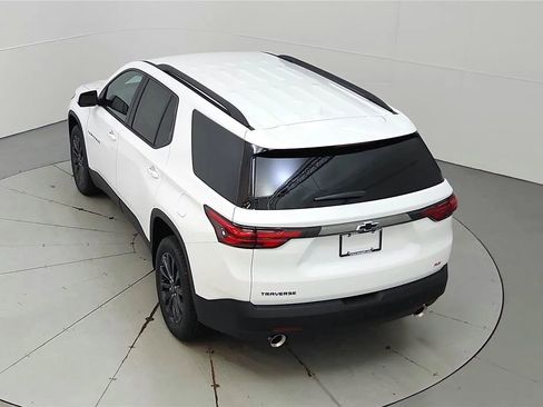 Used 2023 Chevrolet Traverse RS FWD image 38