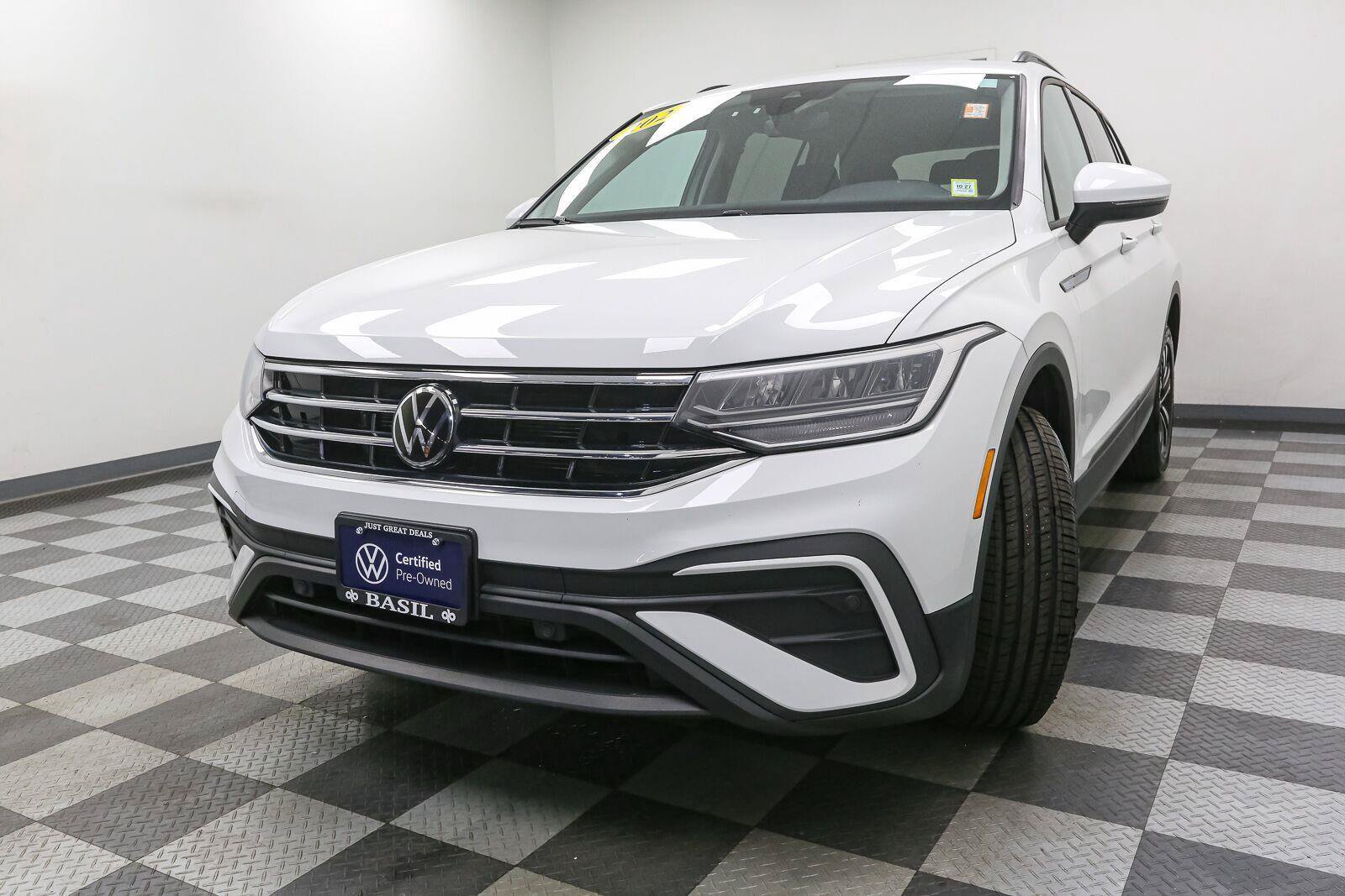 Certified 2024 Volkswagen Tiguan S AWD/4WD image 5