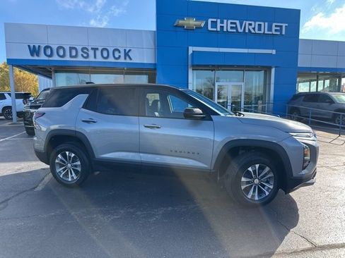 New 2026 Chevrolet Equinox LT image 2