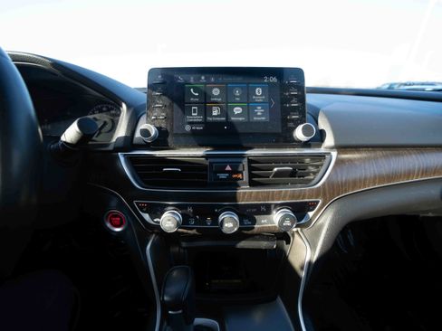 Certified 2021 Honda Accord EX-L image 17