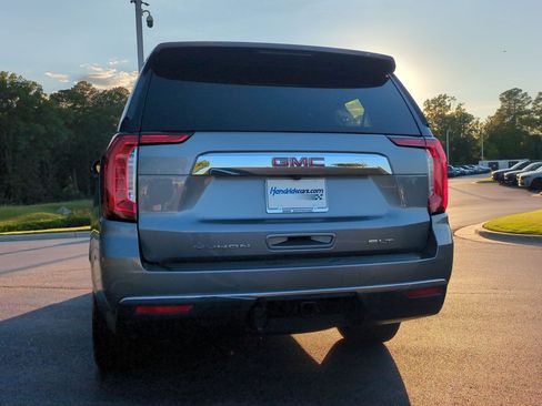 Used 2021 GMC Yukon SLT w/ SLT Premium Package AWD/4WD image 9