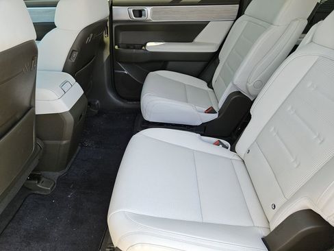 Certified 2025 Hyundai Santa Fe Calligraphy image 21