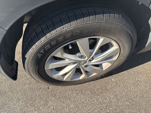 Used 2019 Hyundai Tucson SE image 10