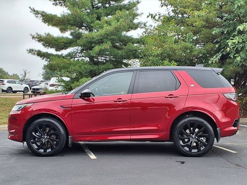 Used 2023 Land Rover Discovery Sport SE R-Dynamic image 3