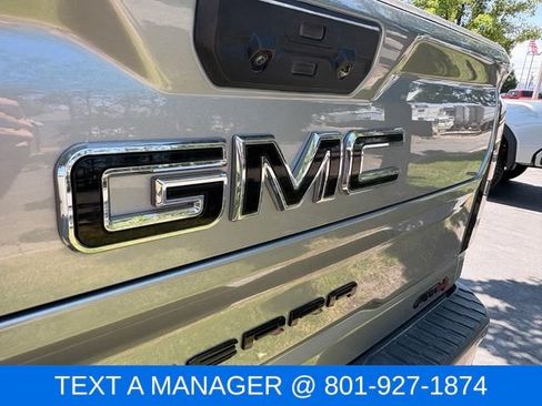 Used 2025 GMC Sierra 3500 AT4 w/ AT4 Premium Plus Package AWD/4WD image 6