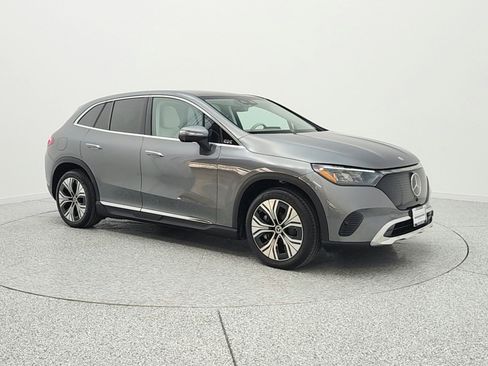 Used 2023 Mercedes-Benz EQE 350+ SUV image 3
