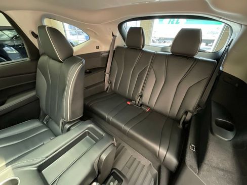 Certified 2023 Acura MDX SH-AWD w/ Advance Package image 26
