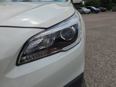 Used 2015 Subaru Outback 2.5i Limited AWD/4WD image 21