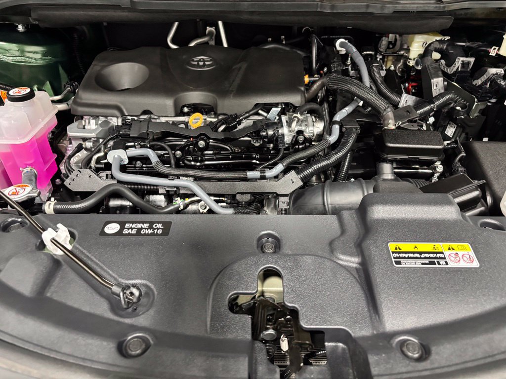 Used 2026 Toyota Sienna LE FWD image 72