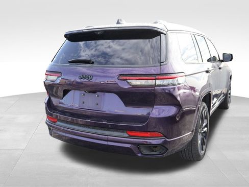 Used 2022 Jeep Grand Cherokee L Overland w/ Advanced Protech Group III AWD/4WD image 14