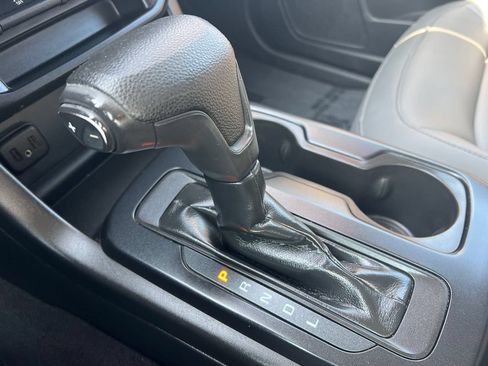 Used 2021 Chevrolet Colorado W/T w/ WT Convenience Package RWD image 15