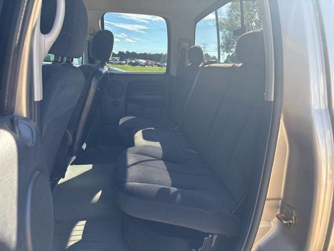 Used 2005 Dodge Ram 1500 Truck SLT image 12