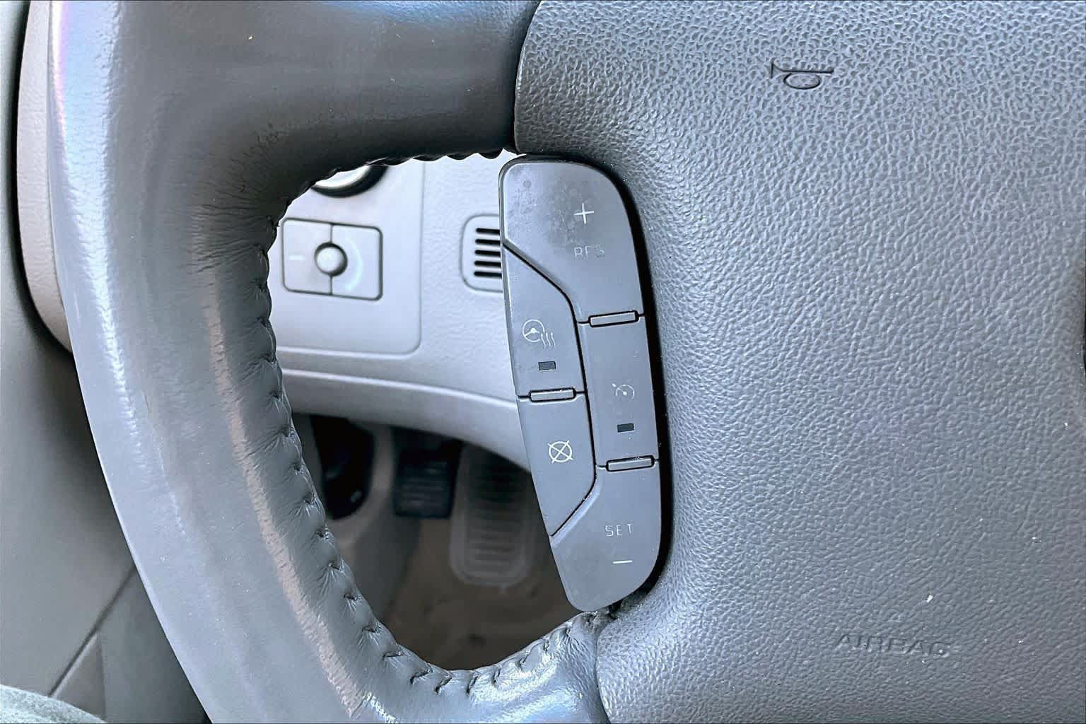 Used 2011 Cadillac DTS Luxury FWD image 20