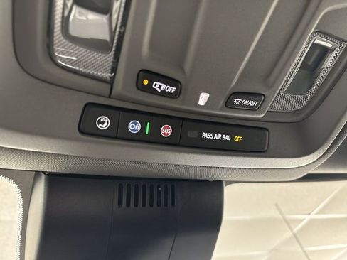 Used 2023 Chevrolet Silverado 1500 RST image 53