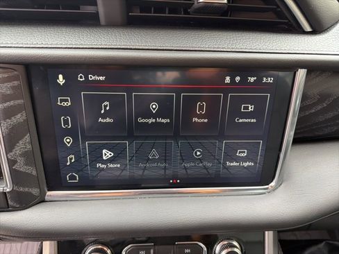 Used 2023 GMC Yukon XL Denali image 15