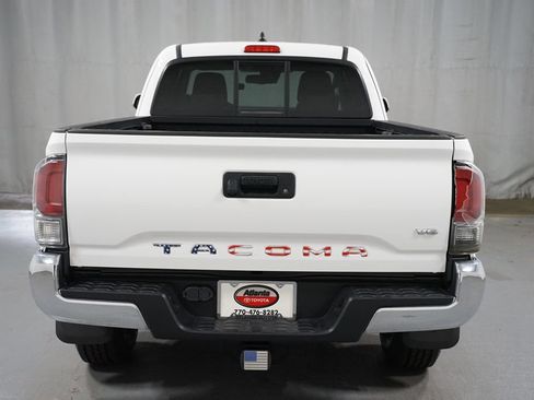 Certified 2022 Toyota Tacoma SR5 RWD image 7