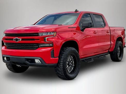 Used 2021 Chevrolet Silverado 1500 RST w/ LPO, Dark Essentials Package RWD image 2