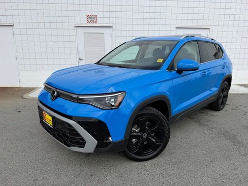 New 2026 Volkswagen Taos SEL AWD/4WD image 1