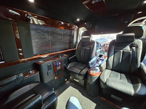 Used 2014 Mercedes-Benz Sprinter 2500 image 15
