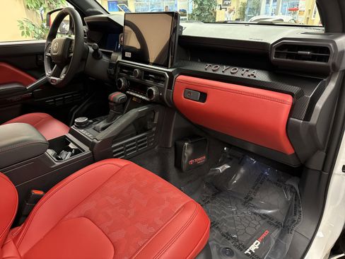 Used 2025 Toyota Tacoma TRD Pro image 20
