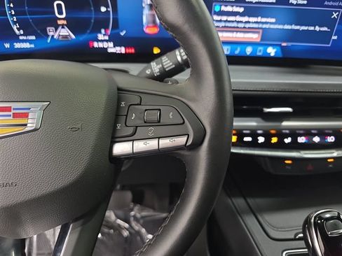 Certified 2025 Cadillac XT4 Premium Luxury AWD/4WD image 15
