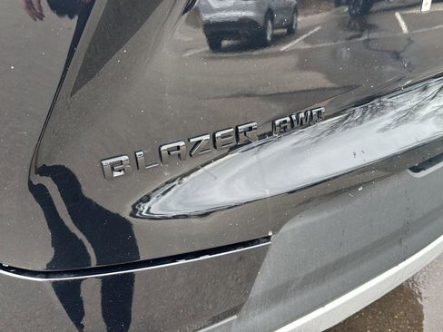 Used 2023 Chevrolet Blazer LT w/ Convenience Package image 4