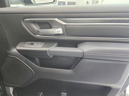 New 2026 RAM 1500 4x4 Crew Cab image 37