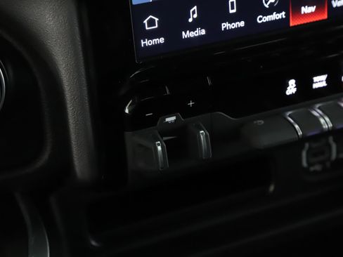 Used 2023 RAM 1500 Big Horn AWD/4WD image 15