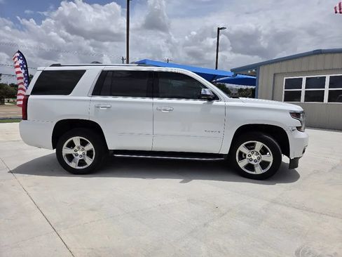 Used 2017 Chevrolet Tahoe Premier AWD/4WD image 4